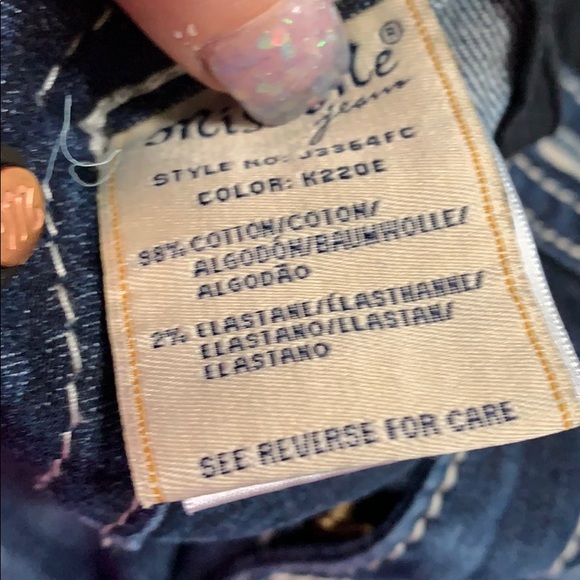 Stylish Blue Embellished Jeans - Picture 4 of 5